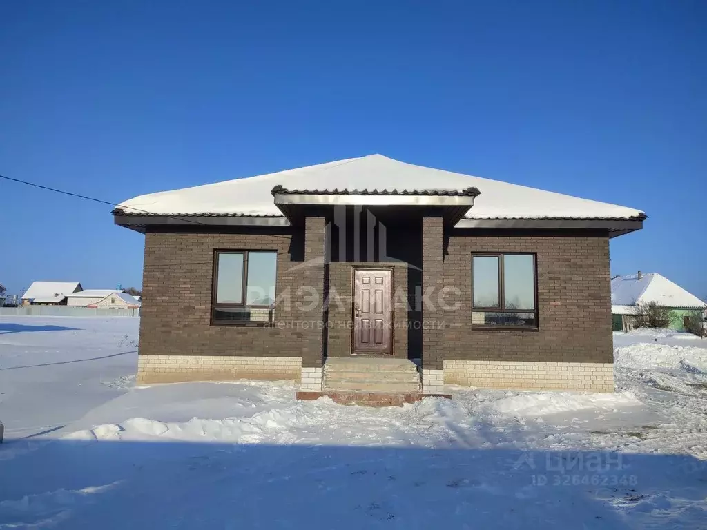 Дом в Брянская область, Брянский район, Добрунское с/пос, д. Добрунь ... - Фото 1