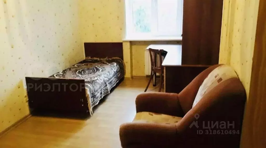 2-к кв. Волгоградская область, Волгоград ул. Маршала Еременко, 96 ... - Фото 0