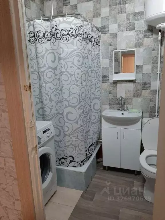 1-к кв. Севастополь ул. Пожарова, 20/2 (40.0 м) - Фото 2