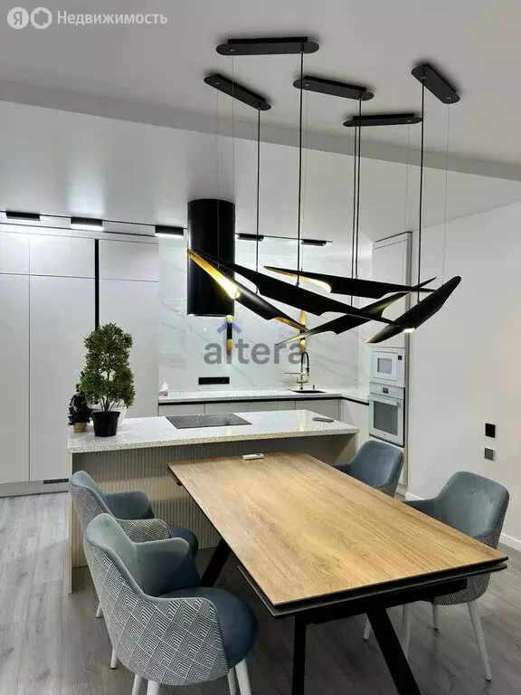 3-комнатная квартира: Казань, улица Оренбургский Тракт, 8Д (118.4 м) - Фото 2