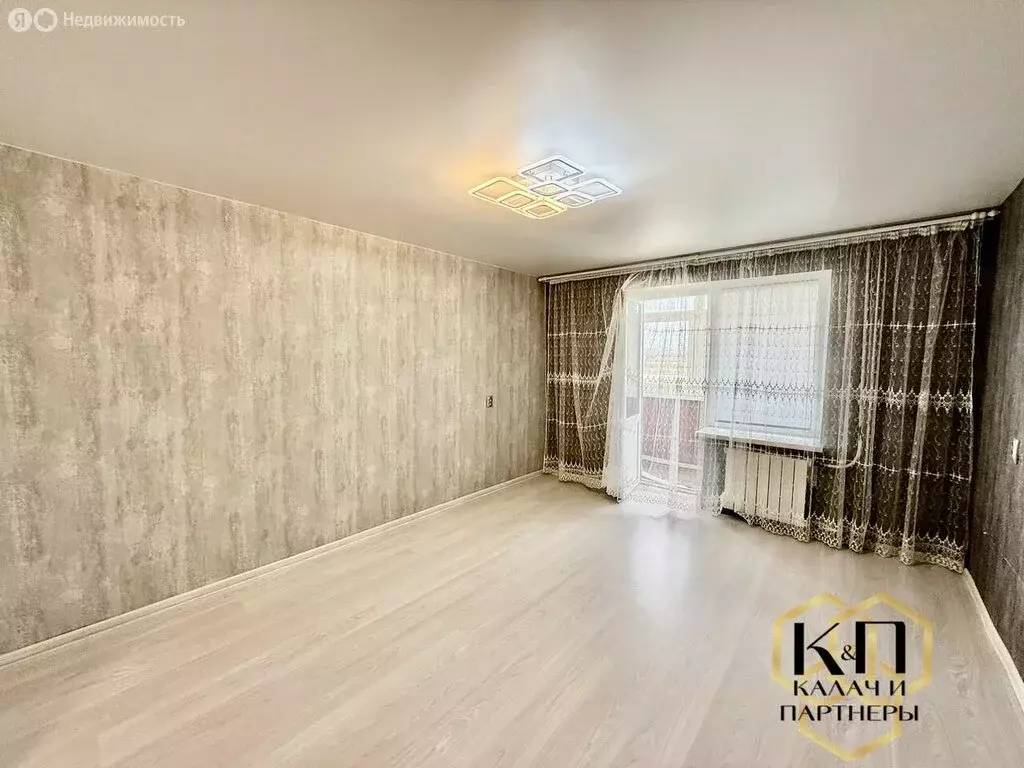Квартира-студия: Полевской, 2-й микрорайон, 9 (59.7 м) - Фото 0
