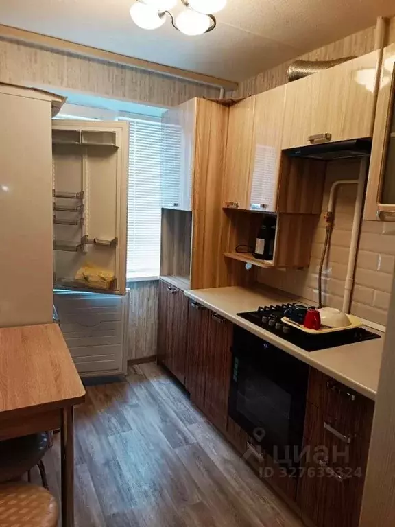 2-к кв. Нижегородская область, Нижний Новгород ул. Коминтерна, 24 ... - Фото 1