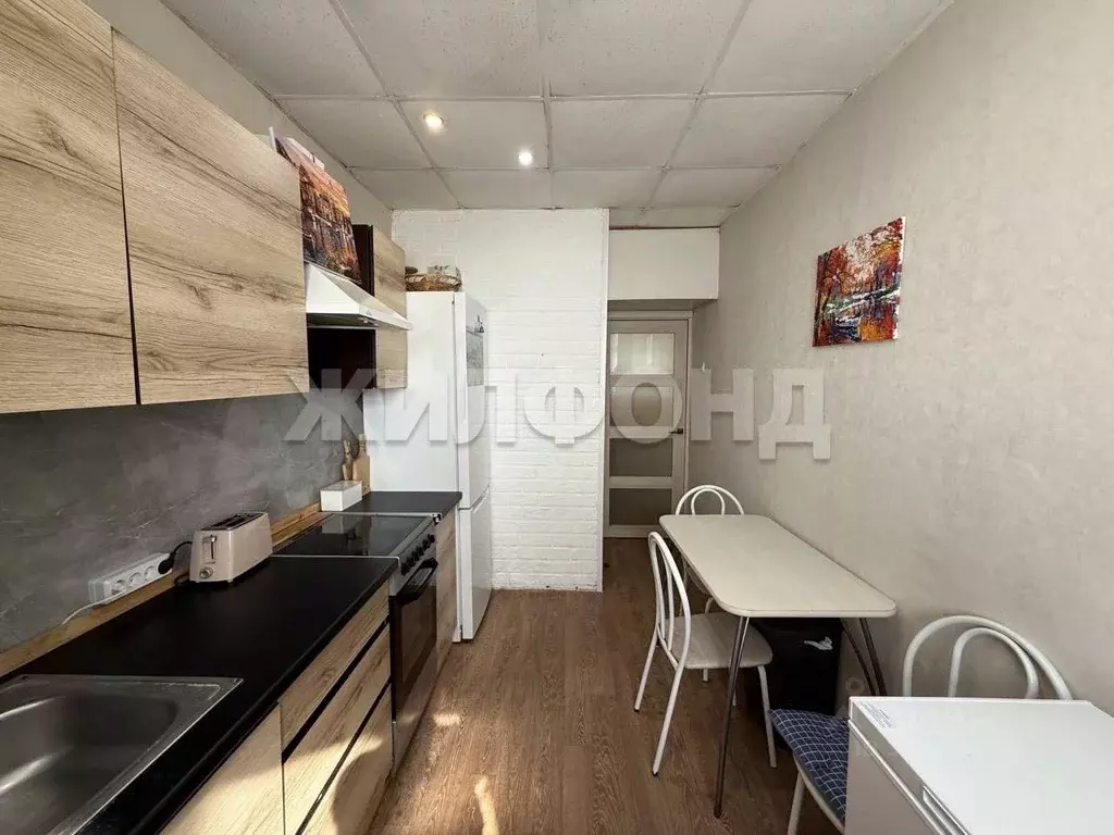 2-к кв. Новосибирская область, Коченево рп ул. Коммунистическая, 10 ... - Фото 1