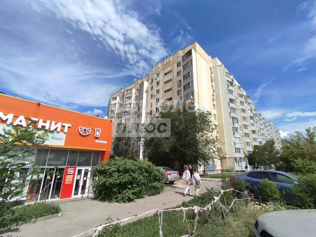 Гараж в Саратовская область, Саратов ул. Имени С.Ф. Тархова, 27А (18 ... - Фото 1