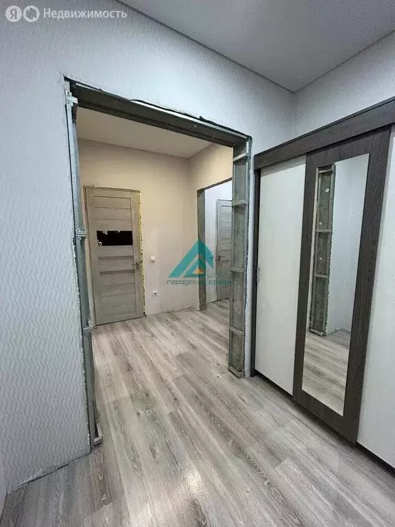 2-комнатная квартира: Оренбург, улица Берёзка, 17/1 (60 м) - Фото 0