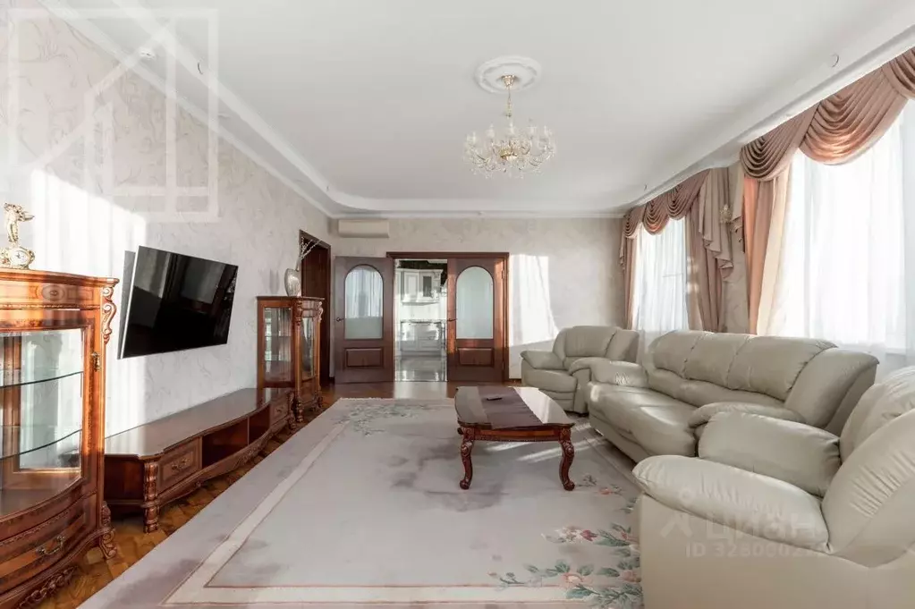 3-к кв. Москва Ленинский просп., 111к1 (133.8 м) - Фото 1