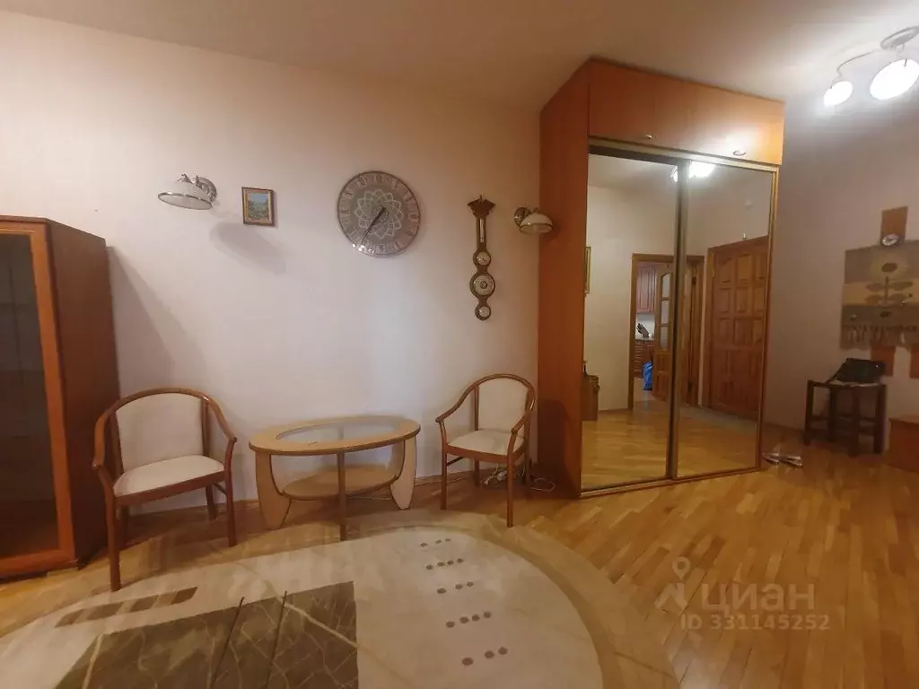 3-к кв. Тюменская область, Тюмень ул. Герцена, 52/1 (120.0 м) - Фото 2