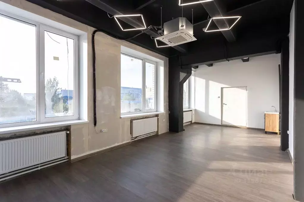 Офис в Санкт-Петербург 1-й Верхний пер., 2 (350 м) - Фото 0