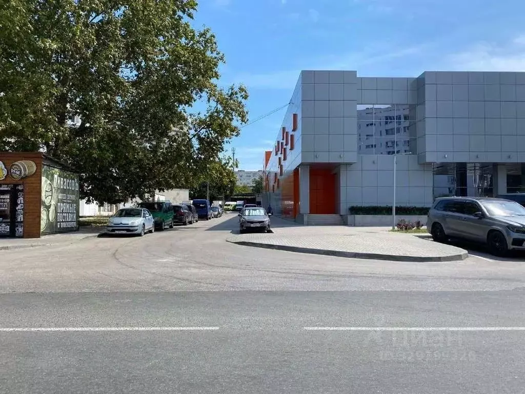 3-к кв. Севастополь ул. Генерала Хрюкина, 4 (65.8 м) - Фото 1