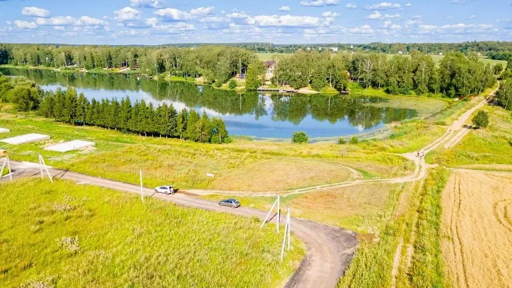 Участок в Московская область, Одинцовский городской округ, д. Ларюшино ... - Фото 2