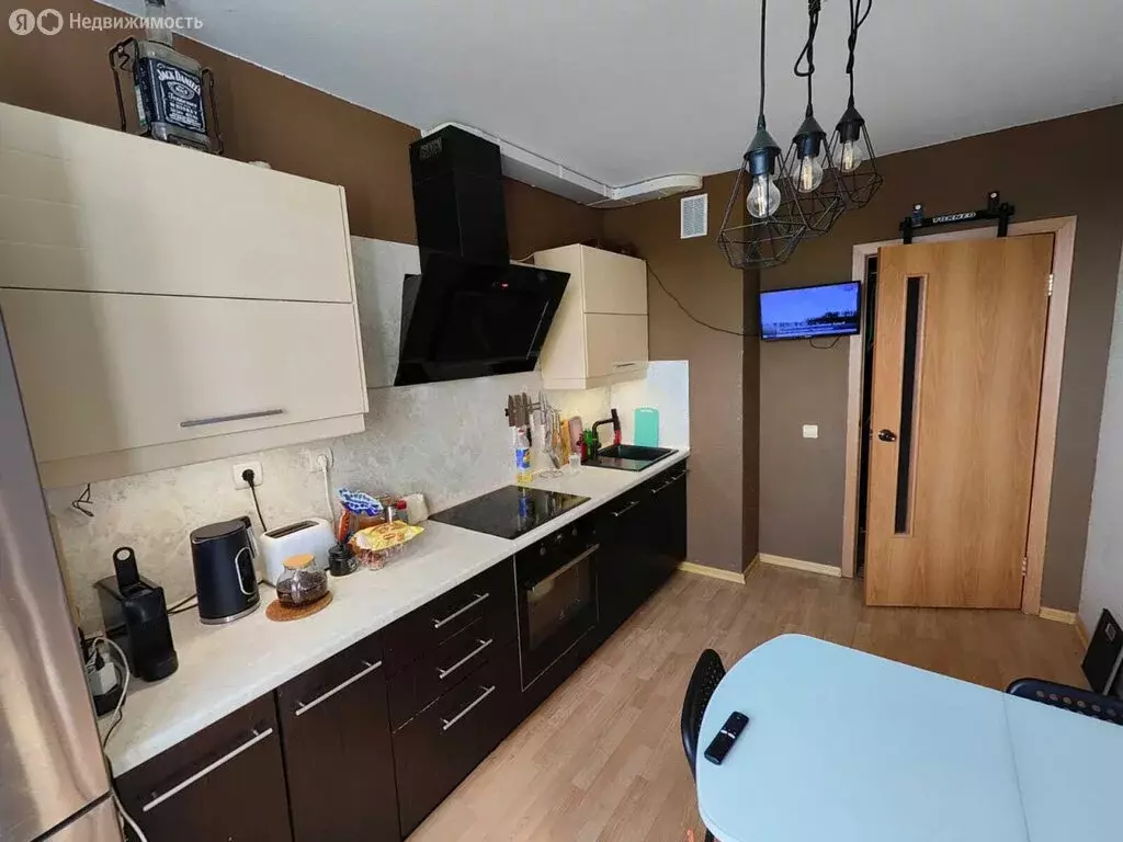 2-комнатная квартира: Каменск-Уральский, Каменская улица, 101А (49.7 ... - Фото 0