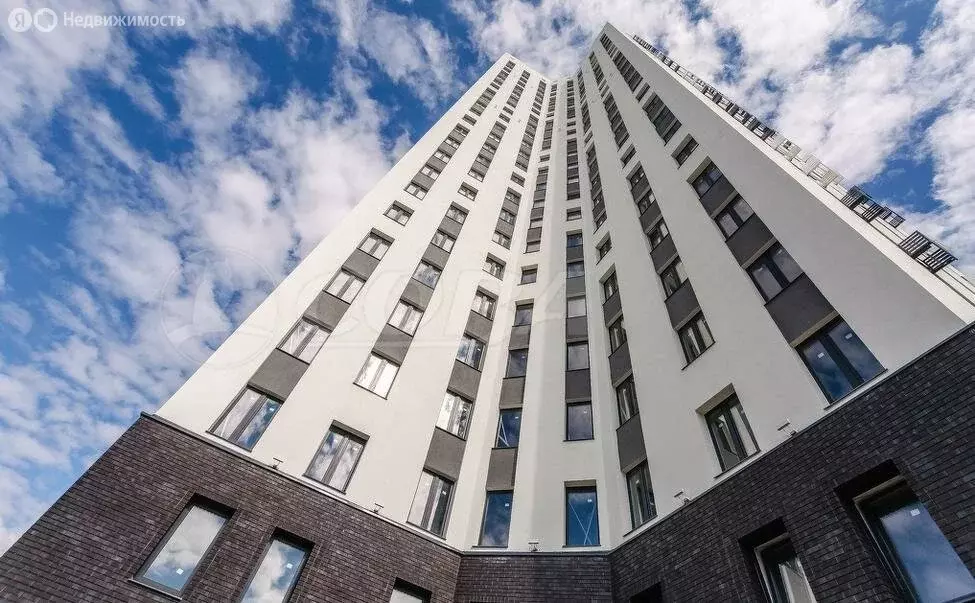 Квартира-студия: Тюмень, Новгородская улица, 1 (27.6 м) - Фото 2