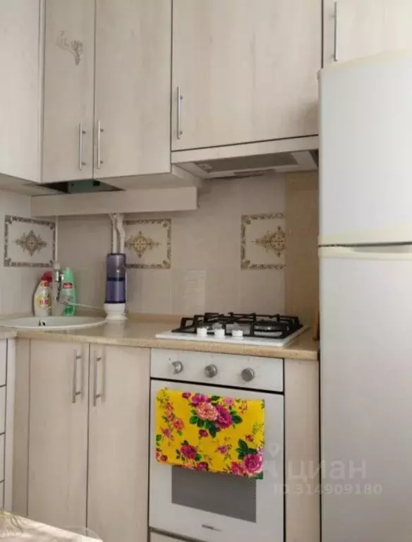 1-к кв. Крым, Керчь ул. Буденного, 3 (30.0 м) - Фото 0