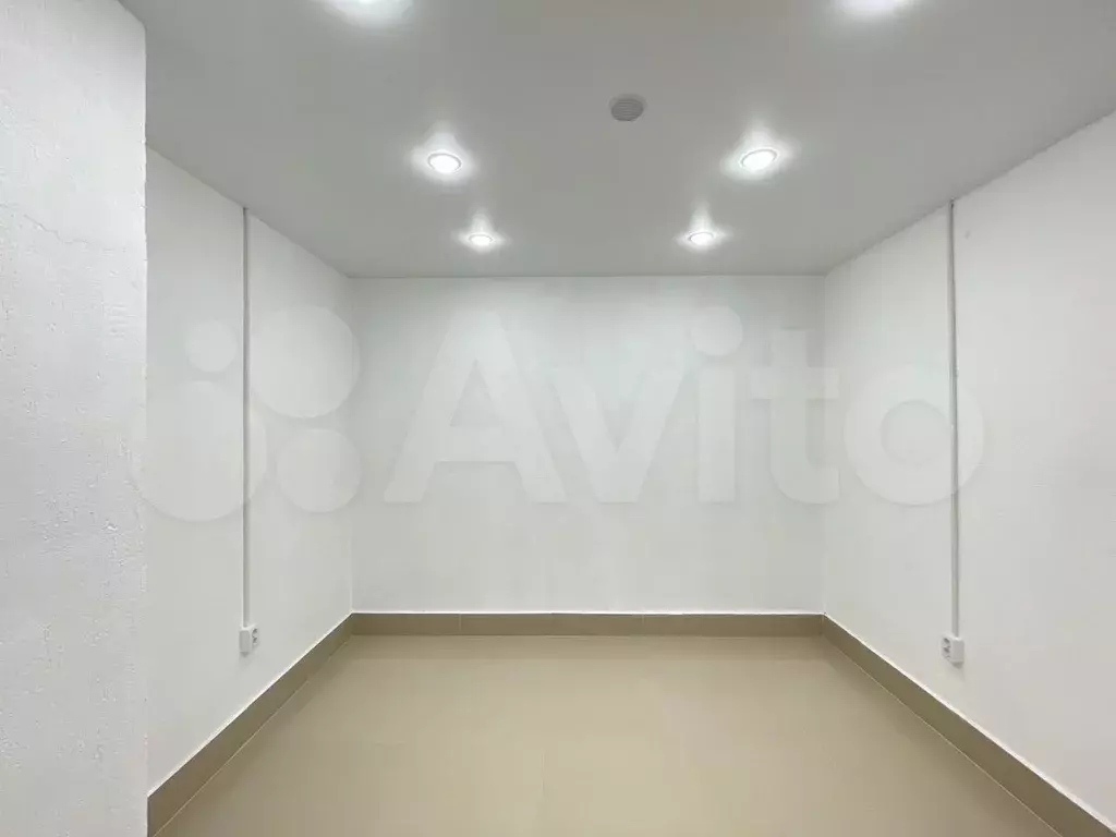 Сдаю помещение, 11 м2, новый ремонт, первая линия - Фото 0