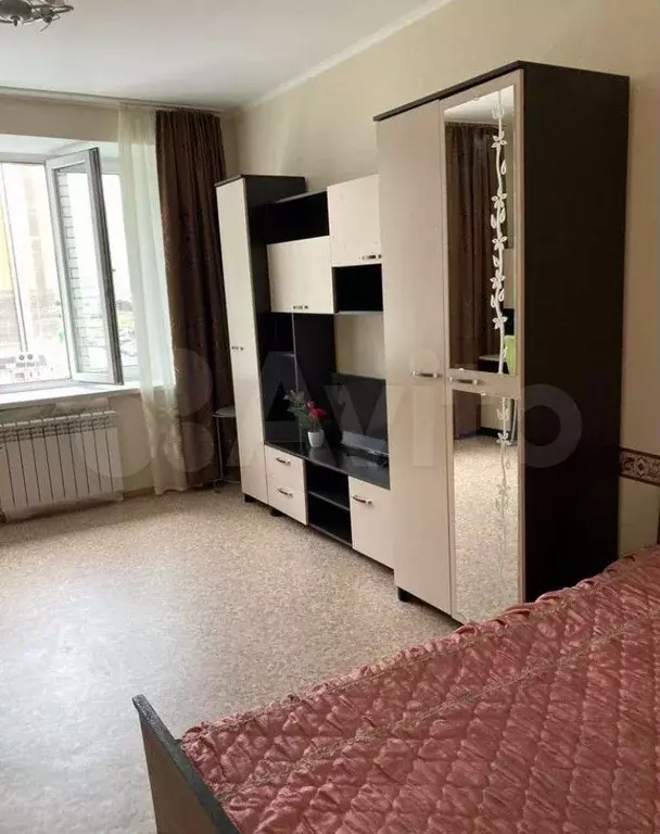 1-к. квартира, 40 м, 4/9 эт. - Фото 1