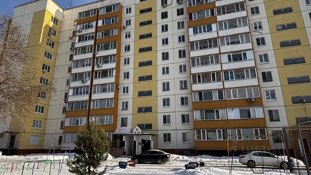 3-к кв. Омская область, Омск ул. Красных Зорь, 148 (70.6 м) - Фото 1