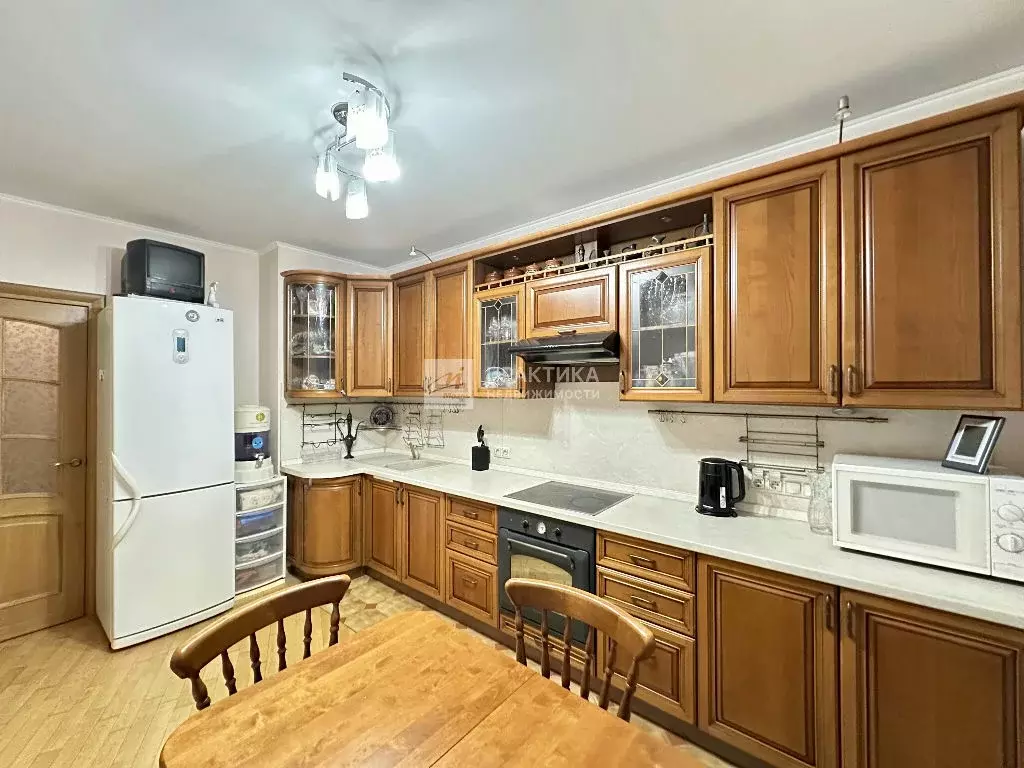 Продается 2-комнатная квартира - Фото 1