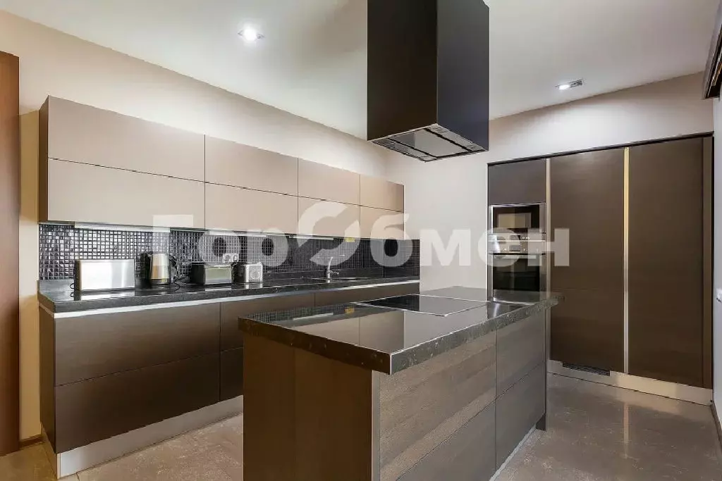 Продается 3-комнатная квартира - Фото 2