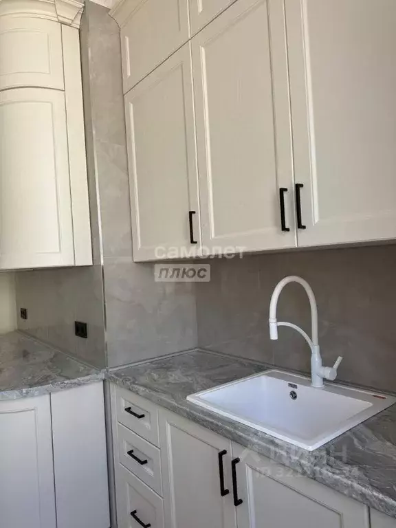 1-к кв. Кабардино-Балкария, Нальчик ул. Героя России Т.М. Тамазова, 2А ... - Фото 1