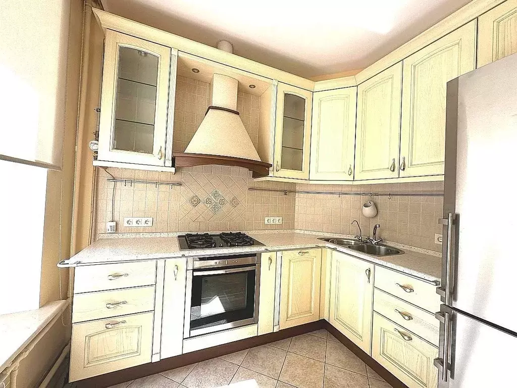 3-к кв. Санкт-Петербург 8-я Советская ул., 21 (92.2 м) - Фото 1