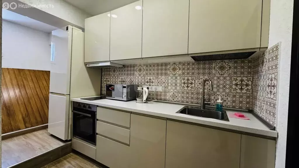 1-комнатная квартира: Алушта, Перекопская улица, 4В (24 м) - Фото 1