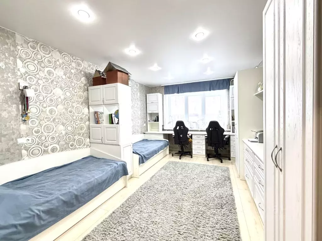 3-к кв. Новгородская область, Великий Новгород ул. Коровникова, 9к2 ... - Фото 1