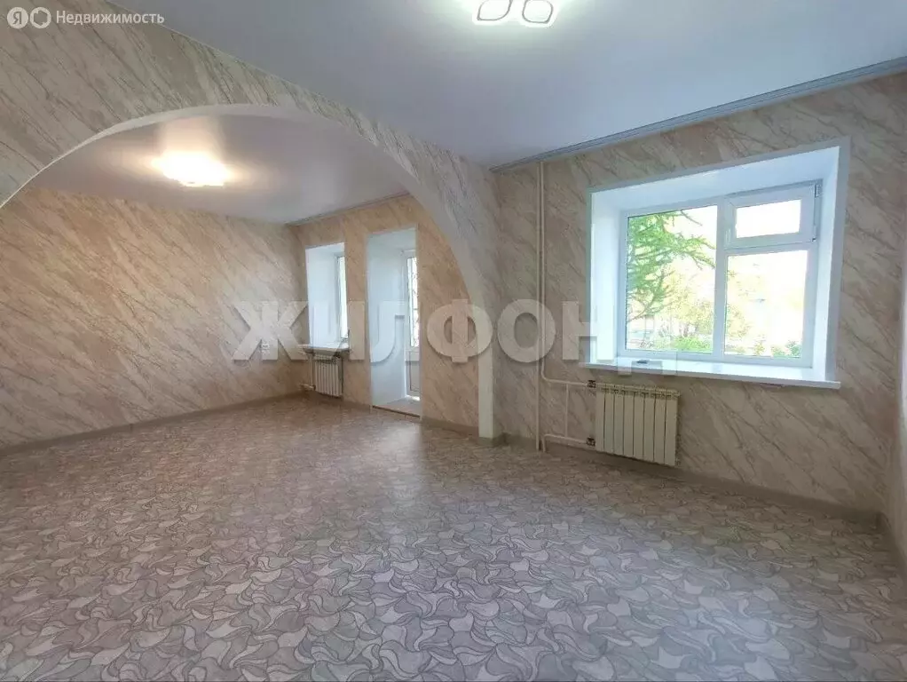 3-комнатная квартира: Кызыл, улица Дружбы, 1/3 (60.5 м) - Фото 1