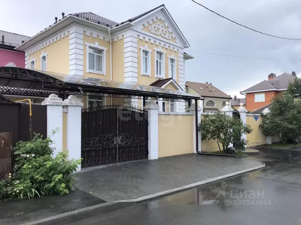 Дом в Тюменская область, Тюмень Веселая ул. (196 м) - Фото 1