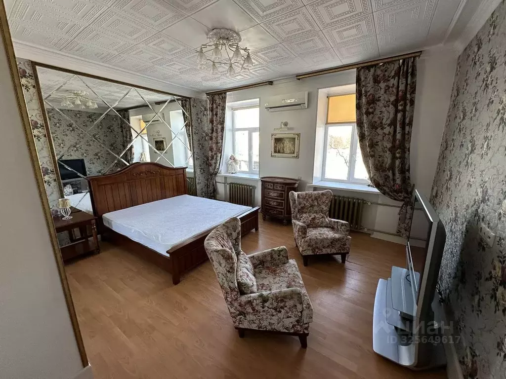 2-к кв. Свердловская область, Екатеринбург просп. Ленина, 58 (56.7 м) - Фото 1