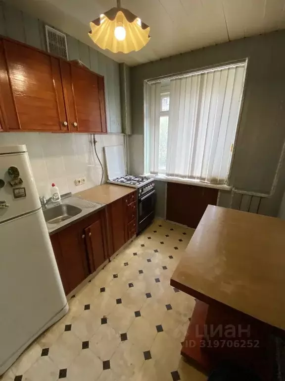 2-к кв. Ростовская область, Ростов-на-Дону Круглая пл., 5 (54.0 м) - Фото 0