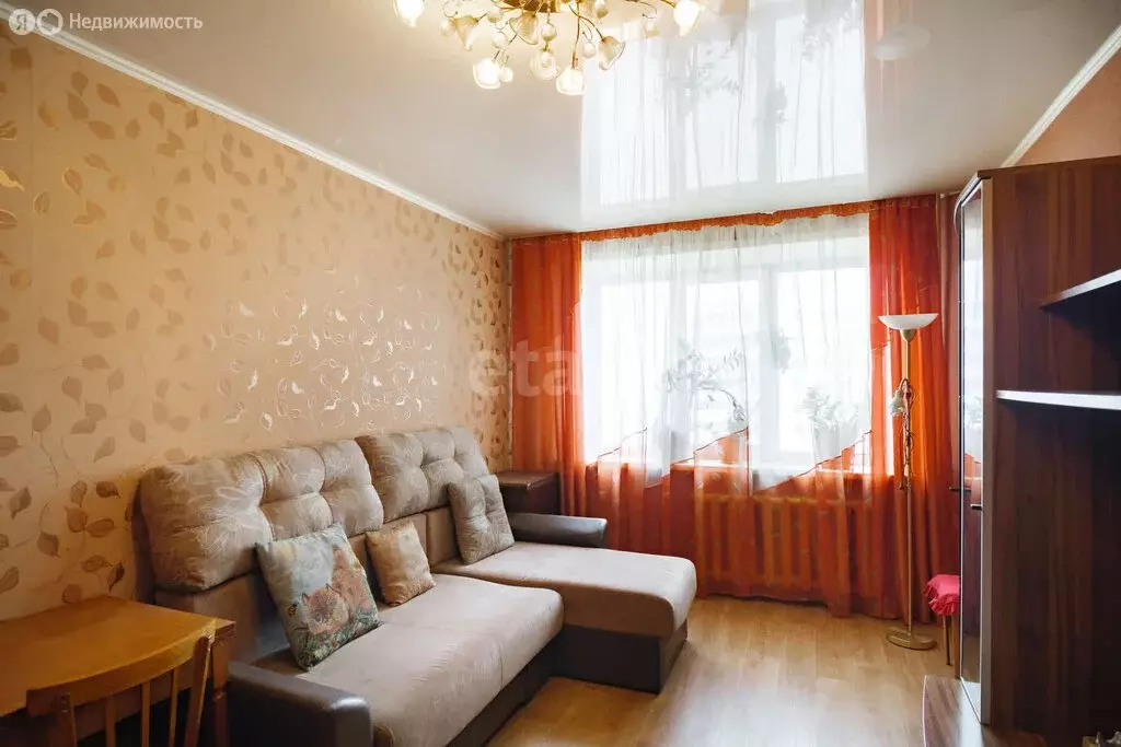 3-комнатная квартира: Комсомольск-на-Амуре, улица Гагарина, 13 (65 м) - Фото 1