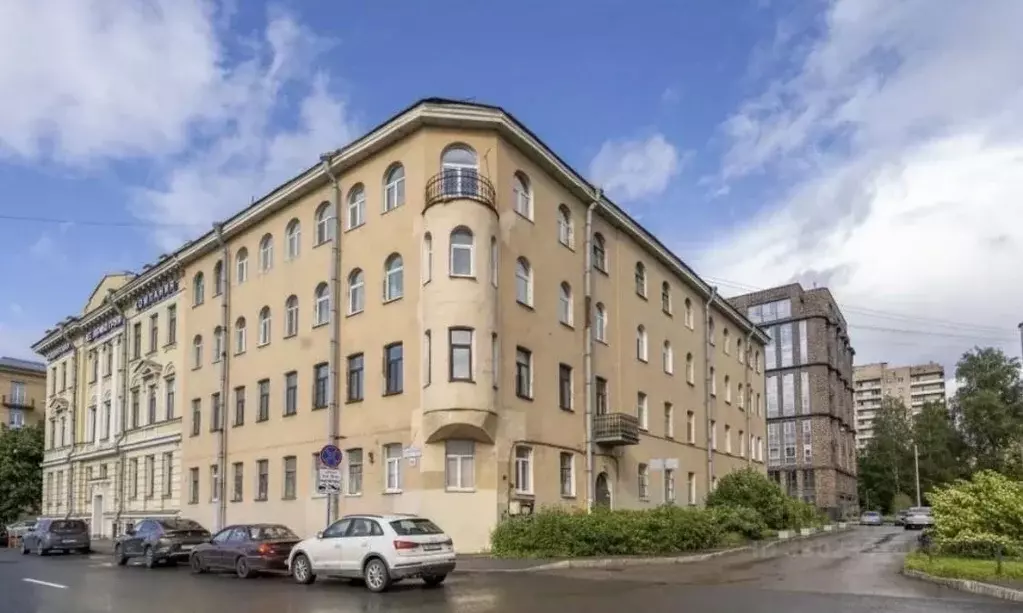 2-к кв. Санкт-Петербург Малоохтинский просп., 10 (57.2 м) - Фото 1