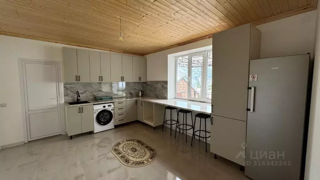 Комната Дагестан, Гунибский район, с. Коммуна  (20.0 м) - Фото 1