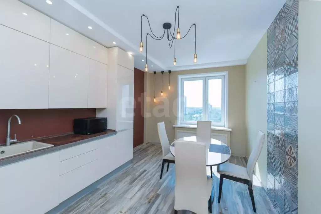 4-к кв. Пермский край, Пермь ул. Космонавта Беляева, 40Б (90.9 м) - Фото 2