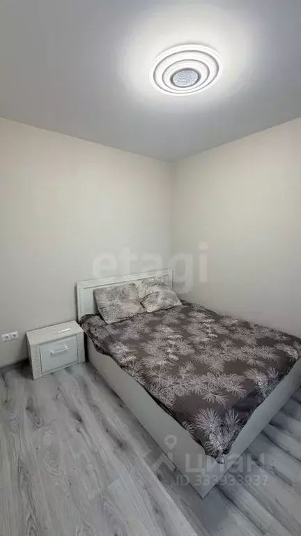 1-к кв. Тюменская область, Тюмень ул. Геннадия Райкова, 19 (32.0 м) - Фото 1