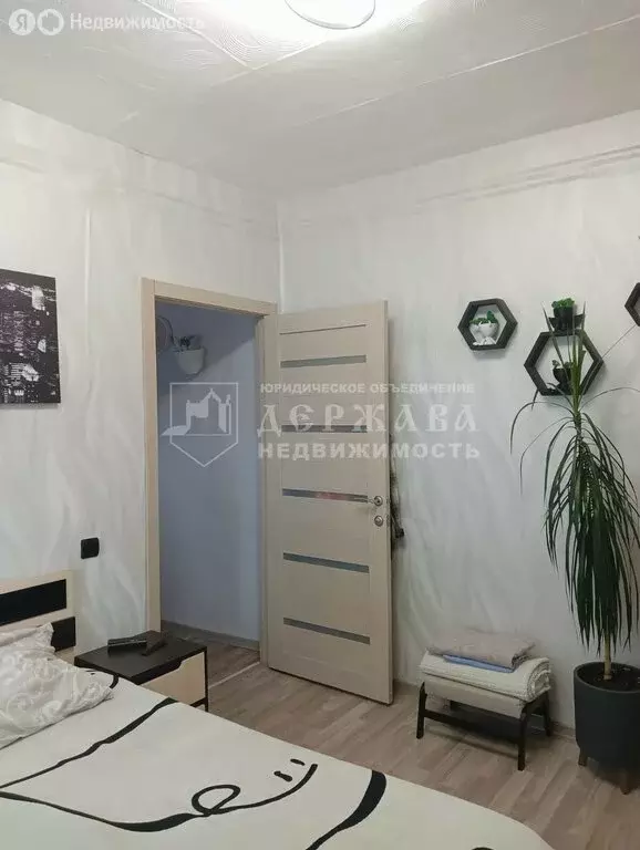 2-комнатная квартира: Кемерово, улица Спартака, 30А (45 м) - Фото 1