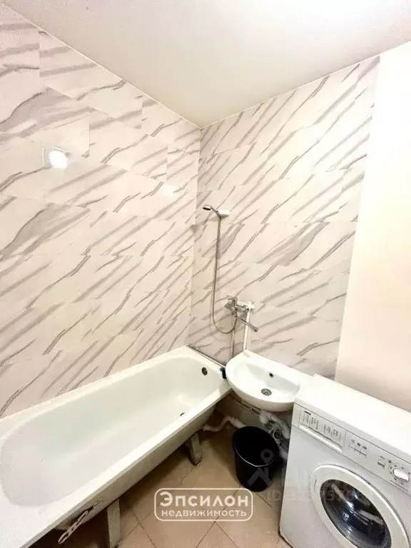 1-к кв. Курская область, Курск просп. Анатолия Дериглазова, 9А (35.8 ... - Фото 2