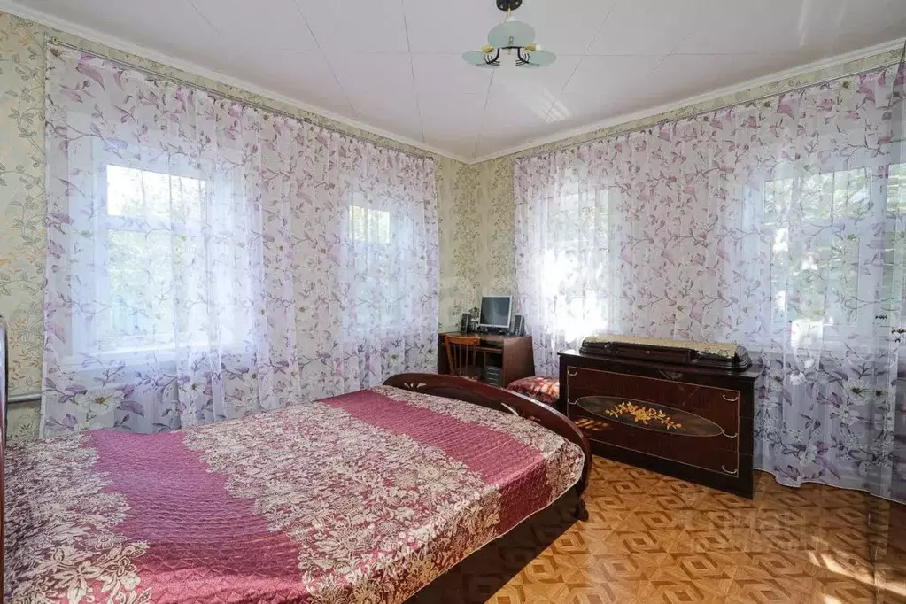 Дом в Оренбургская область, Оренбург Внутриквартальный пер., 7 (627 м) - Фото 2