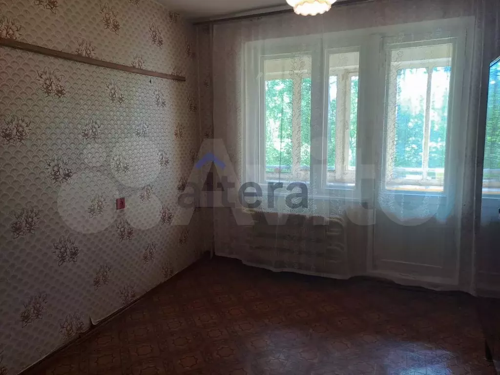 Комната 10,8 м в 3-к., 1/9 эт. - Фото 1