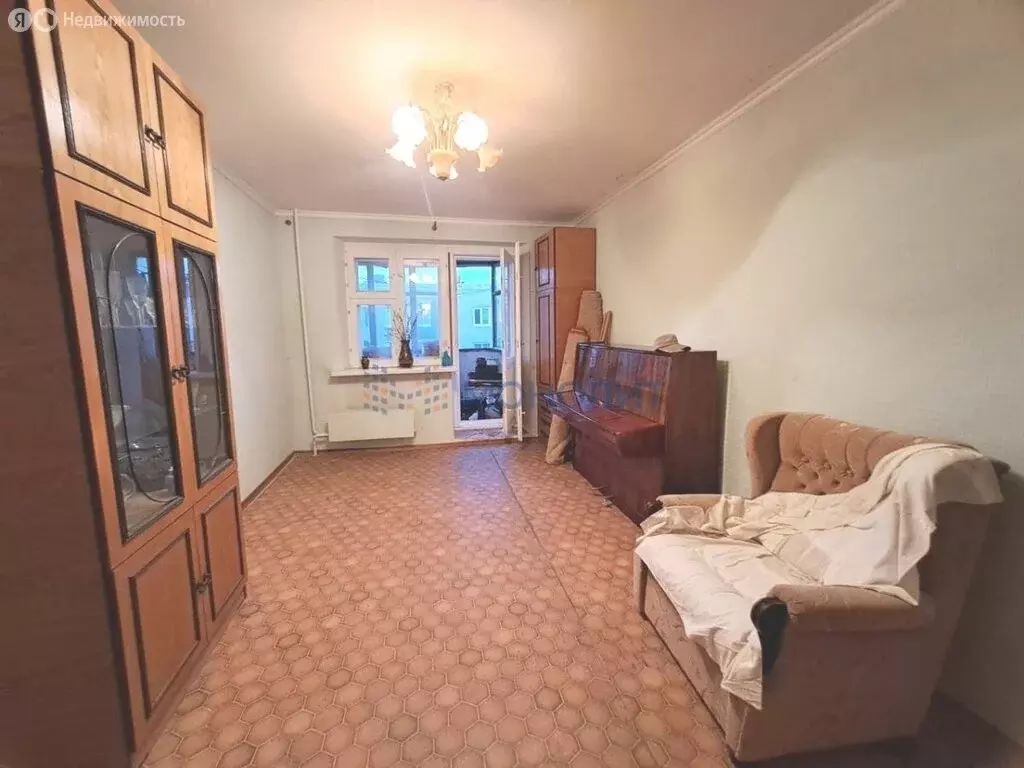 3-комнатная квартира: Дзержинск, улица Галкина, 8Б (64.9 м) - Фото 0