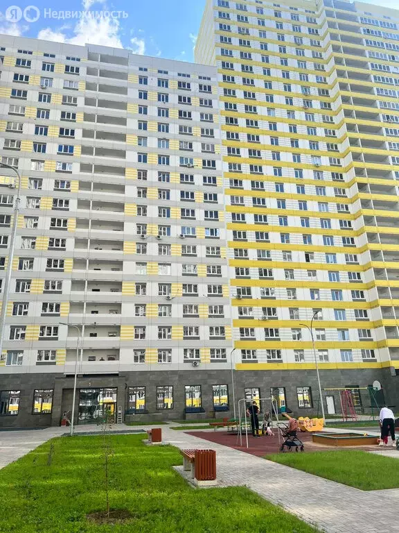 1-комнатная квартира: Оренбург, улица Юркина, 2 (47.9 м) - Фото 1