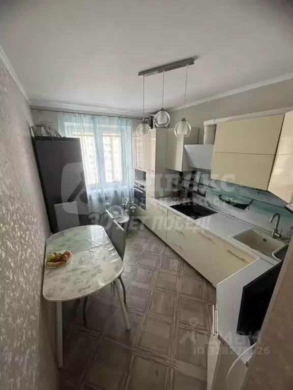 3-к кв. Тюменская область, Тюмень ул. Западносибирская, 18к1 (66.0 м) - Фото 1