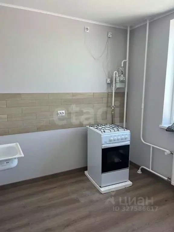 3-к кв. Белгородская область, Белгород ул. Щорса, 55а (72.0 м) - Фото 2