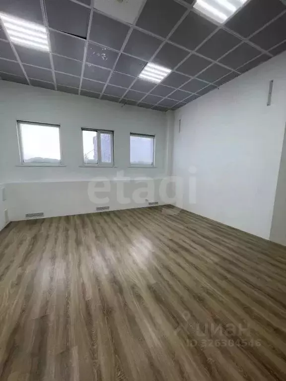 Офис в Ямало-Ненецкий АО, Муравленко ул. Губкина, 52А (540 м) - Фото 2