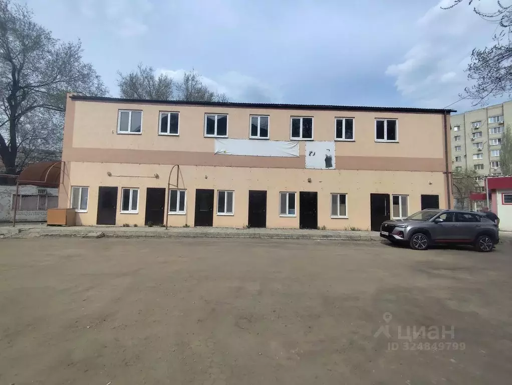 Помещение свободного назначения в Саратовская область, Энгельс просп. ... - Фото 1