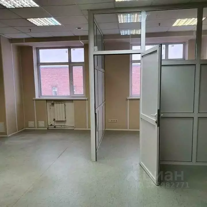 Офис в Нижегородская область, Нижний Новгород ул. Маршала Казакова, 3 ... - Фото 1