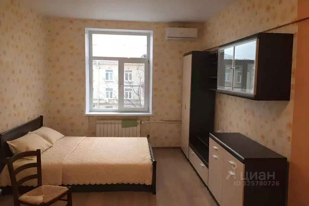 Комната Москва 1-я Владимирская ул., 19/1 (22.0 м) - Фото 1