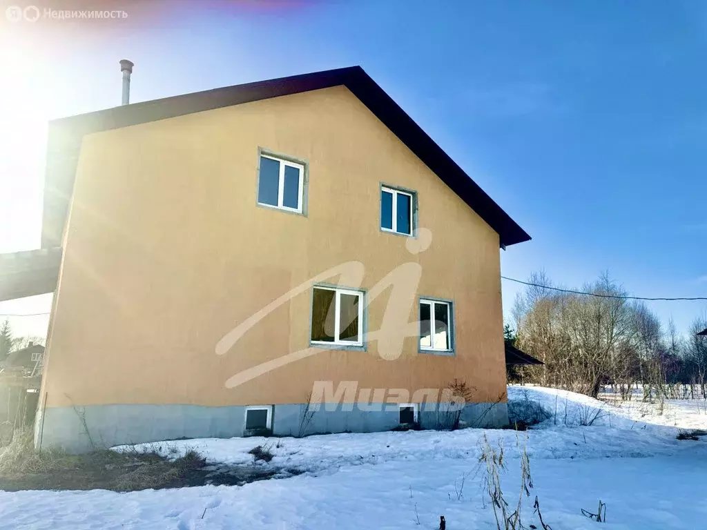 Дом в Смоленская область, Гагаринский муниципальный округ, деревня ... - Фото 1