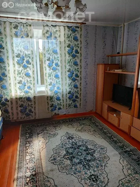 1-комнатная квартира: Краснокамск, улица Комарова, 1 (30.5 м) - Фото 0