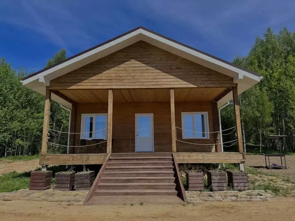 Дом в Ярославская область, Тутаевский муниципальный округ, с. ... - Фото 1